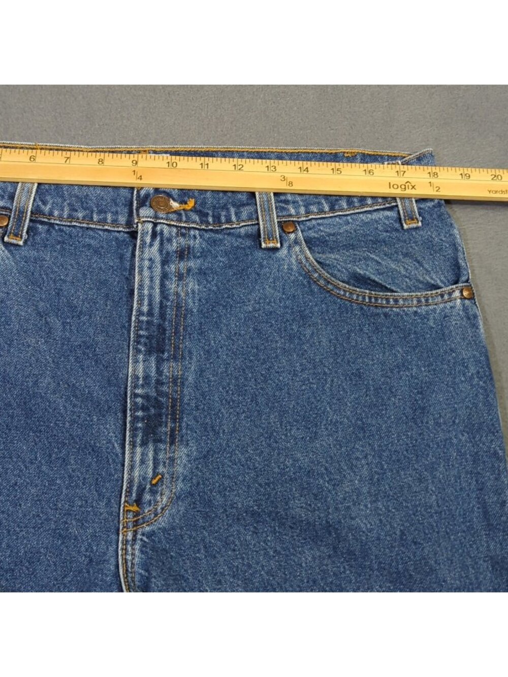 Levi's VTG Jeans Men's 38x36 Fits 36x36 Blue 540 Relaxed Fit Brown Tab - Picture 9 of 15